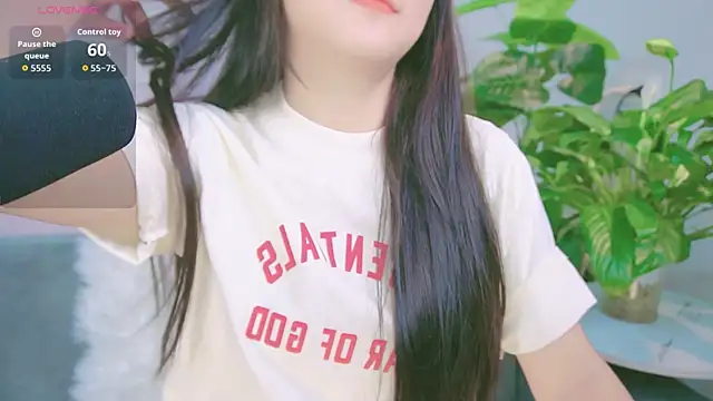 Cherry-26 online show from September 22, 2025, 1:39 pm