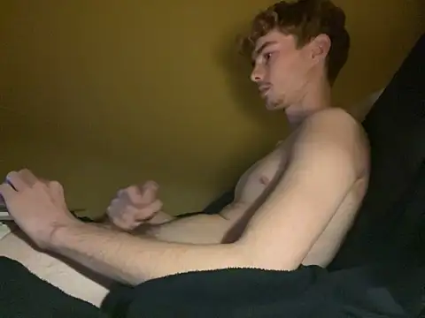 Randy9222 online show from October 18, 2025, 10:34 pm