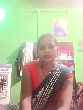 Snapshot of Hott_cutgirl chatting on May 26, 2026, 5:33 pm Hott cutgirl online show from May 26, 2026, 5:33 pm