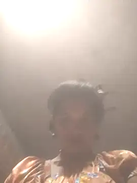 Hott cutgirl online show from November 9, 2025, 2:32 pm