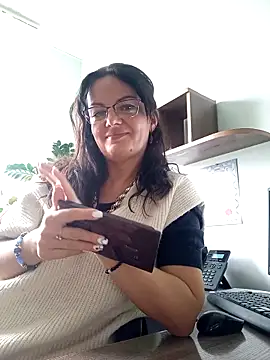 ValeriaLove43211 online show from September 29, 2025, 7:59 am