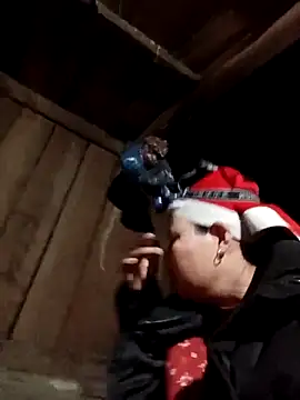 callistra online show from December 21, 2025, 11:56 am