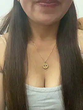 Milky-milk online show from February 27, 2026, 1:33 pm