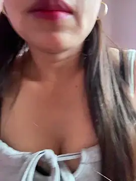 Milky-milk online show from June 8, 2026, 1:00 am
