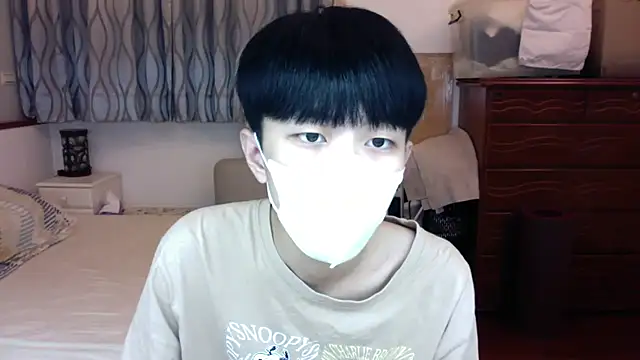 kai101010 online show from September 25, 2025, 4:02 pm