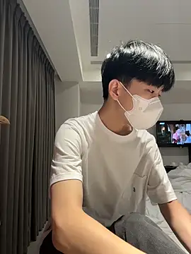 kai101010 online show from February 2, 2026, 2:27 pm