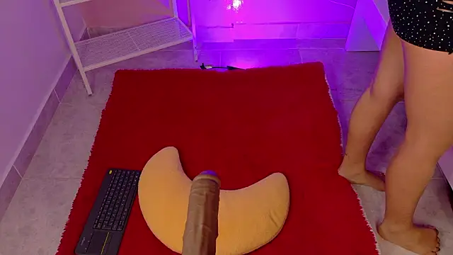 KeendraFox  online show from February 10, 2026, 11:31 am