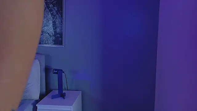 KeendraFox  online show from December 19, 2025, 10:39 am