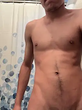 Snapshot of El_awo_ chatting on March 16, 2026, 8:44 pm El awo online show from March 16, 2026, 8:44 pm