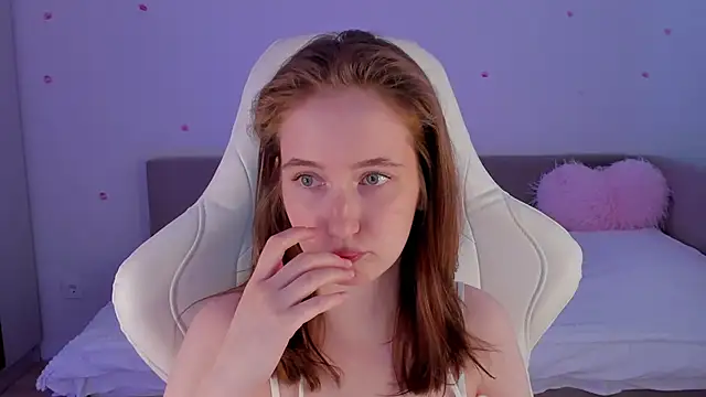 CrystalSoul  online show from October 1, 2025, 9:58 am