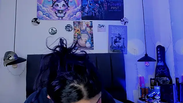 SabrinaV  online show from July 17, 2026, 11:29 am