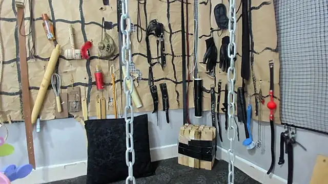 BDSM MEDUZA online show from April 30, 2026, 2:29 am