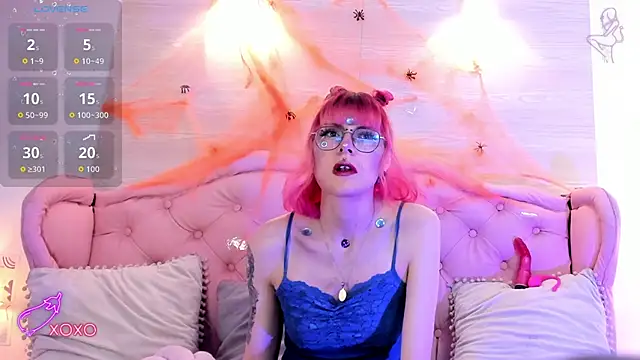 Rossiie Hunt  online show from October 4, 2025, 5:03 pm