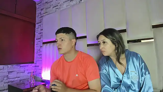 ANLLELOAndANGELA online show from June 10, 2026, 5:03 pm