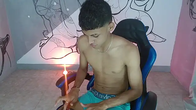 deivid bigcock1 online show from October 13, 2025, 12:23 am