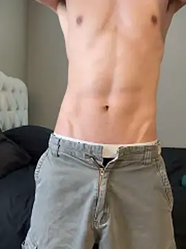gymratforyouu online show from June 10, 2026, 7:48 pm