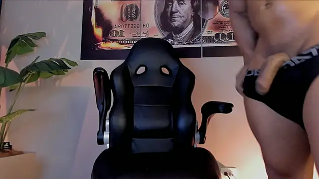 chrizmacgregor online show from March 12, 2026, 3:34 am