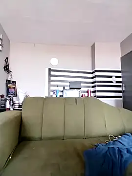 Massive Xxpounder online show from February 25, 2026, 2:39 pm