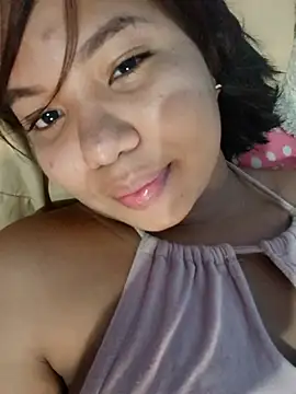 little onixx online show from November 11, 2025, 12:44 pm