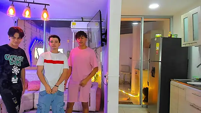 Houseofwarrios online show from February 25, 2026, 5:29 am