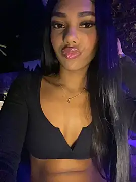 Snapshot of Savannahfisher chatting on March 7, 2026, 12:28 am Savannahfisher online show from March 7, 2026, 12:28 am