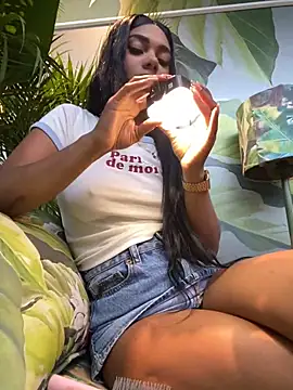 Snapshot of Savannahfisher chatting on March 5, 2026, 10:59 pm Savannahfisher online show from March 5, 2026, 10:59 pm