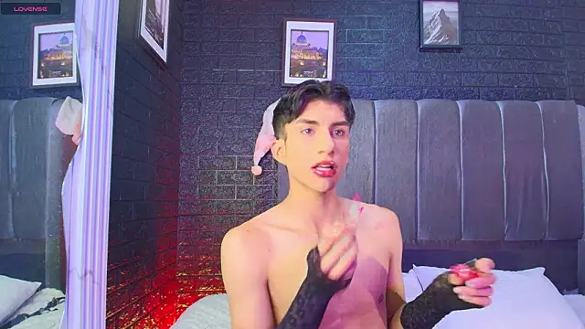 Snapshot of Erick_Velveth chatting on February 20, 2026, 4:31 am Erick Velveth online show from February 20, 2026, 4:31 am