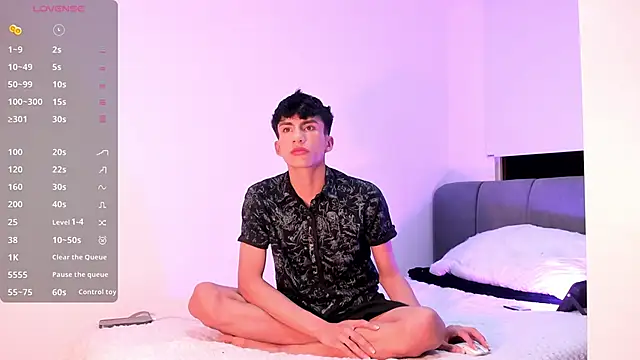 Erick Velveth online show from June 12, 2026, 3:37 am