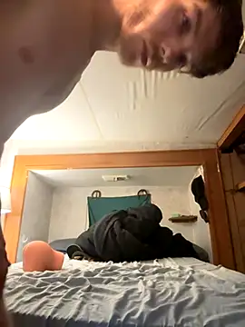 Mathew 420 online show from October 6, 2025, 9:26 pm