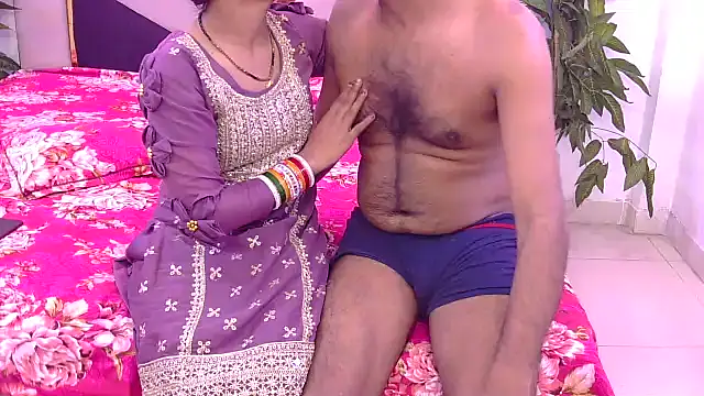 Lovelyy-couple online show from March 20, 2026, 5:14 pm