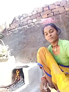 Snapshot of Hot_reshmaji chatting on March 17, 2026, 5:10 am Hot reshmaji online show from March 17, 2026, 5:10 am