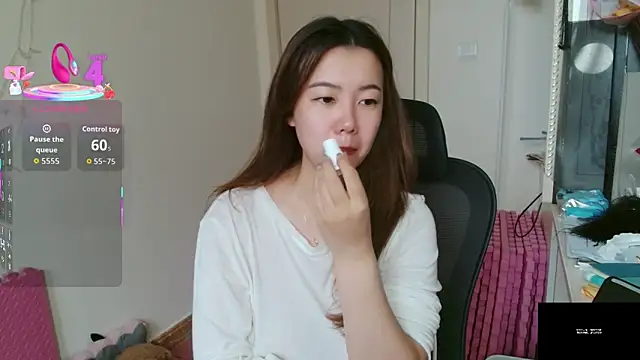 sallycui online show from May 25, 2026, 11:36 pm