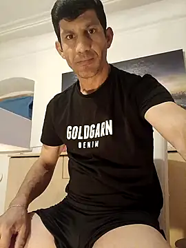 Casianantoonnio online show from October 9, 2025, 8:09 pm