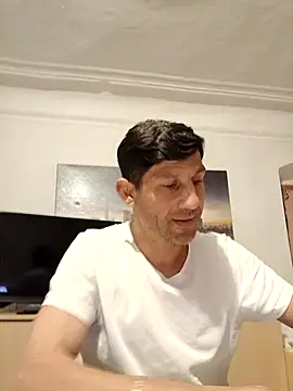 Casianantoonnio online show from December 2, 2025, 10:44 pm