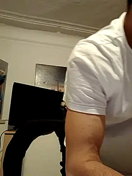 Casianantoonnio online show from October 23, 2025, 10:58 am