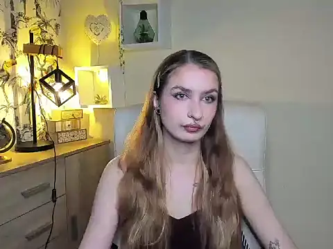 NinaBlond1 online show from November 12, 2025, 6:39 am