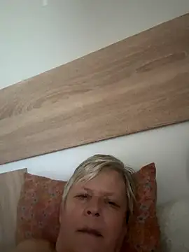 VyC7564 online show from October 25, 2025, 8:35 am