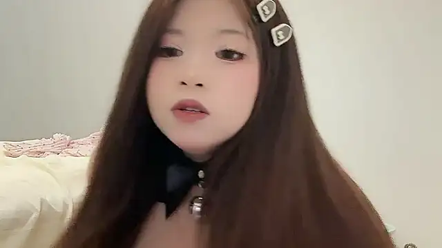 Snapshot of Sweet-shanshan chatting on September 24, 2025, 7:37 am Sweet-shanshan online show from September 24, 2025, 7:37 am