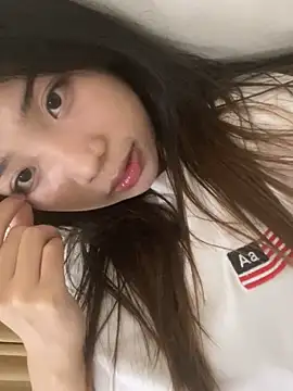 -Tania- online show from September 30, 2025, 4:46 pm