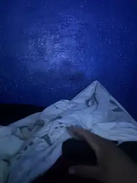 Snapshot of Alangostoso092 chatting on January 11, 2026, 6:15 pm Alangostoso092 online show from January 11, 2026, 6:15 pm