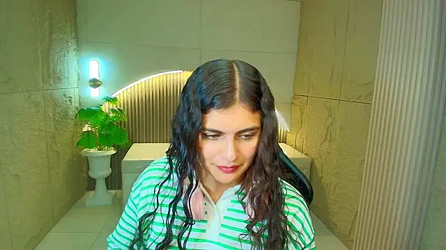 dany r  online show from March 26, 2026, 1:09 pm