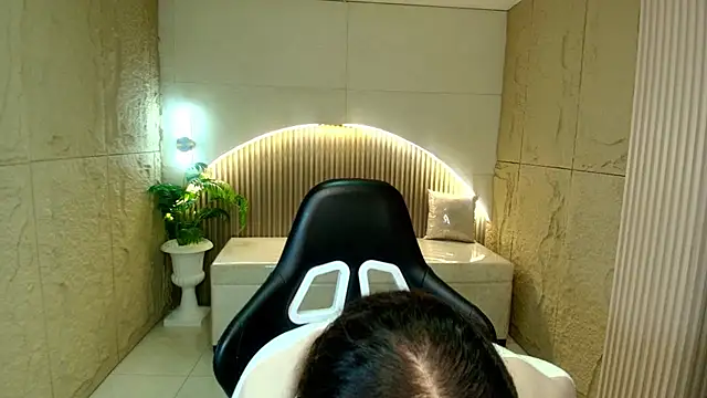 dany r  online show from March 16, 2026, 12:53 pm