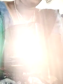 sweetqueen143 online show from October 3, 2025, 5:42 am