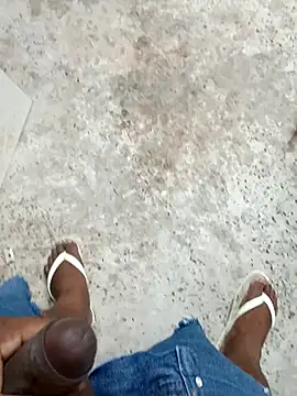 preto3561 online show from September 20, 2025, 2:11 pm