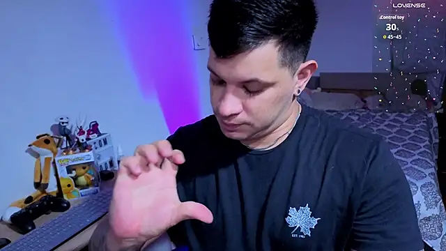 ryden 01 online show from October 8, 2025, 4:36 am