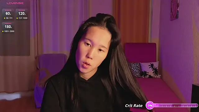 Reina  chan online show from October 10, 2025, 3:13 pm