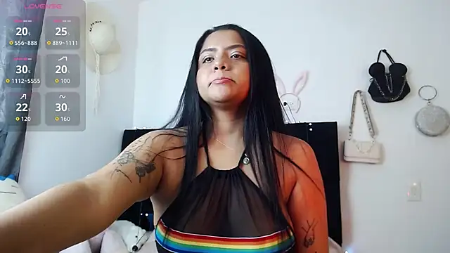 Camila Torresss online show from December 5, 2025, 7:55 pm