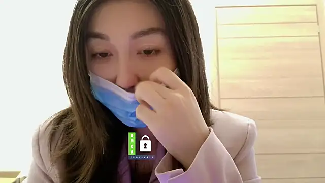 Snapshot of fioralba chatting on February 24, 2026, 12:39 pm fioralba online show from February 24, 2026, 12:39 pm