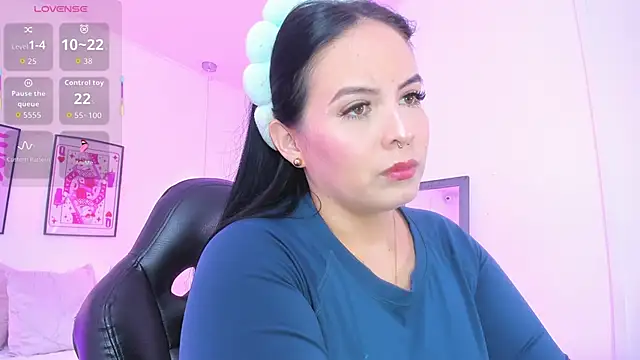 camiladuke7 online show from June 15, 2026, 11:10 am