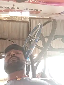 kkshan0923 online show from September 19, 2025, 4:38 am